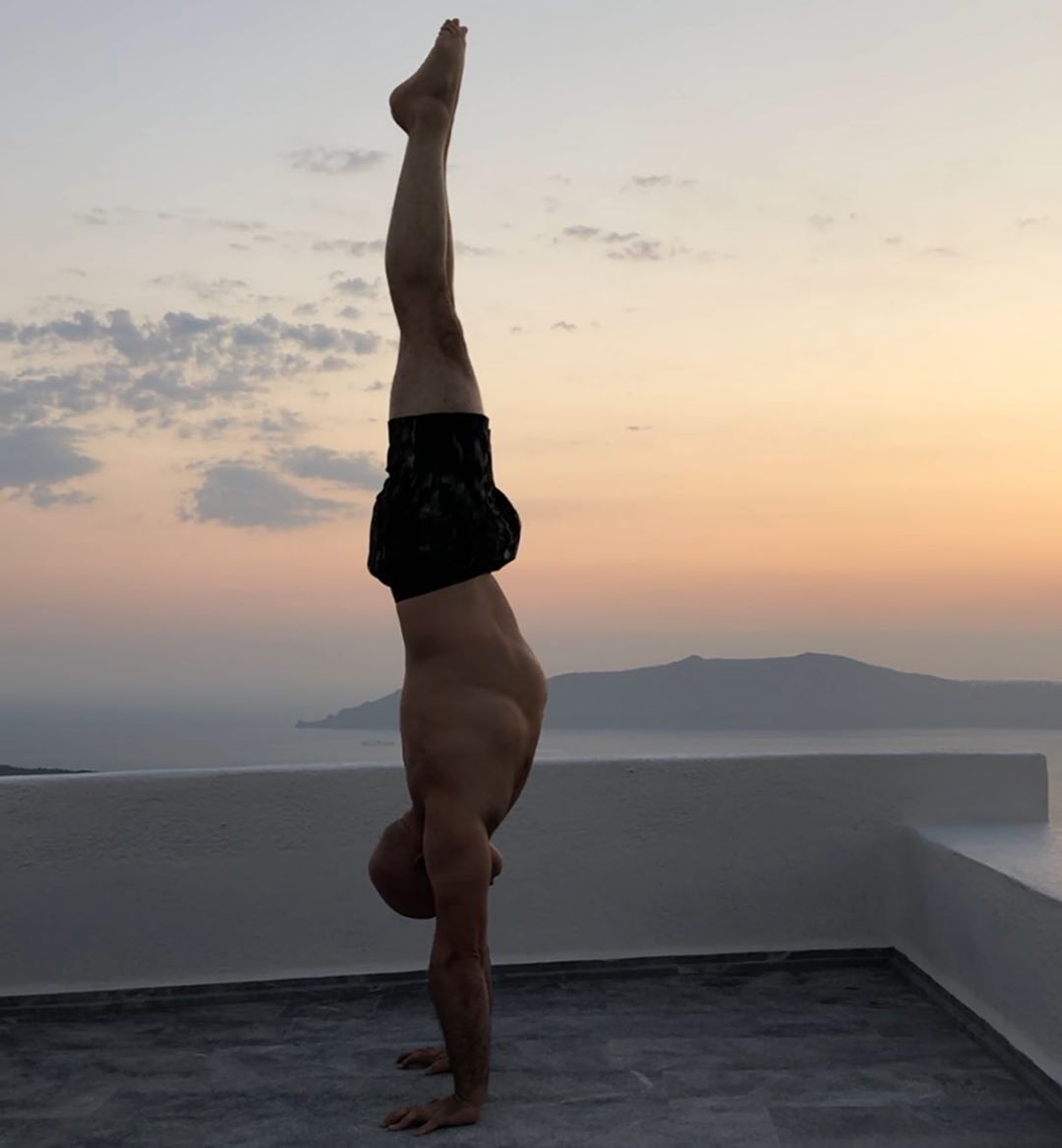 straight-handstand-karim-alami